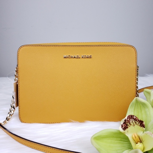 Michael Kors Handbags - 🌺NWT Michael Kors EW crossbody bag marigold purse